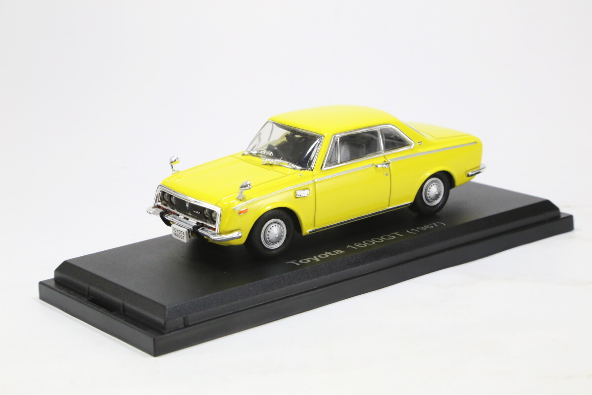 TOYOTA  1600GT(1967) ミニカー TOYOTA 1600GT (1967) 1/43 Scale Miniature Car Free Shipping