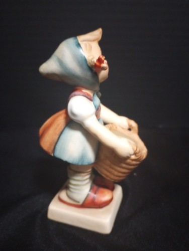 Figura Hummel #73 Little Helper TMK-2 Full Bee 1949-50 Alemania 4,5 pulgadas - Imagen 5 de 7