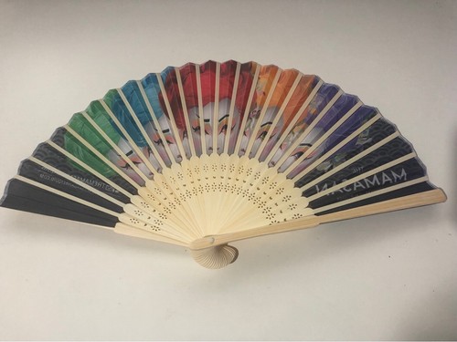 Ventilador de mano plegable colorido estilo japonés The MAMASAN NUEVO - Imagen 2 de 2