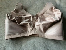 Glamorise 42K Cafe Magic Lift Active Support Soft Cup Bra Style 1005 NIB