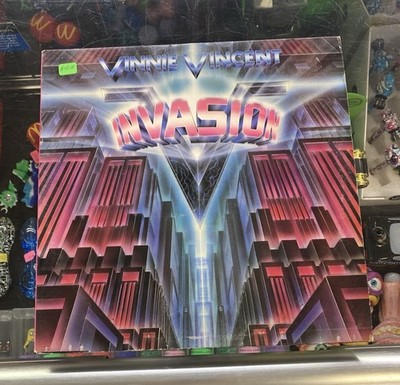 VINNIE VINCENT INVASION SELF-TITLED LP Vinyl Chrysalis Records NM 1986