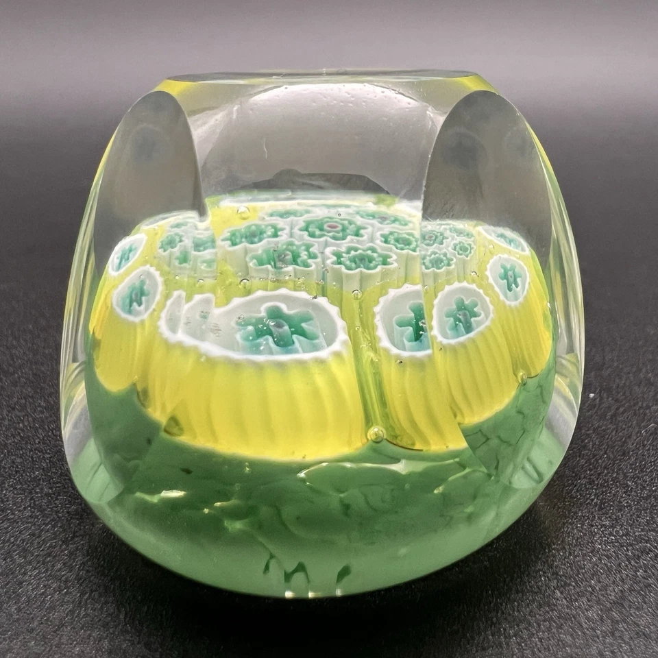 Pisapapeles de vidrio artístico micro millefiori facetado miniatura amarillo verde suelo Foto 4 de 4