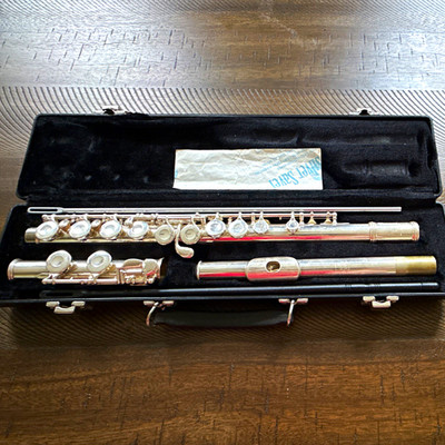 Gemeinhardt Student Flute Closed Hole C Foot Silver Plated   okay condition