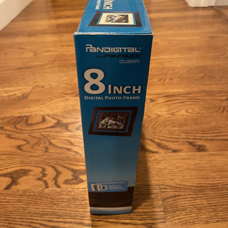 PANDIGITAL WITH PANTOUCH CLEAR 8 INCH DIGITAL PHOTO FRAME 1GB MEMORY NOB - Image 3 of 4
