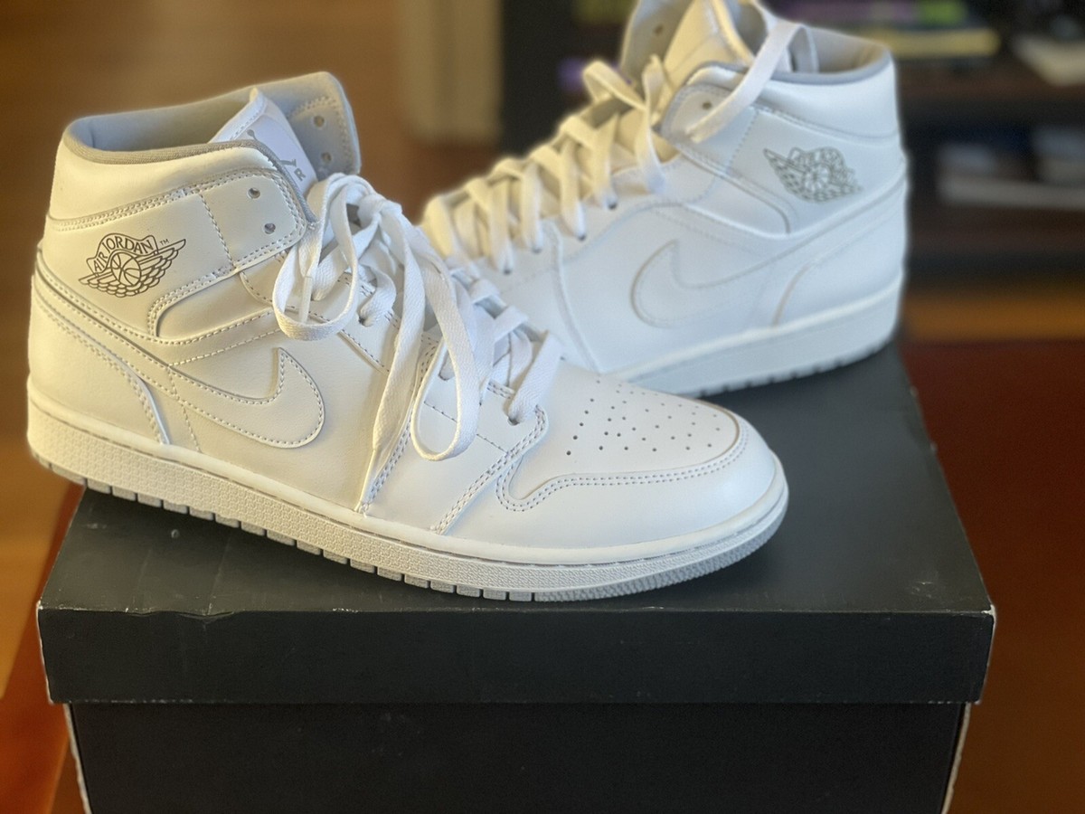 ナイキ エアジョーダン1 ミッド ホワイト ウルフグレー 2016 2016 NIKE AIR JORDAN 1 MID “WHITE / WOLF GREY” MEN'S SIZE 10.5 | eBay