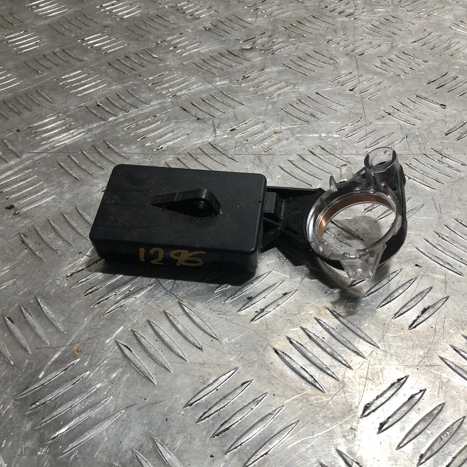 2011 Mitsubishi Lancer переключатель зажигания считыватель ключей 8670a037 - Изображение 2 из 4