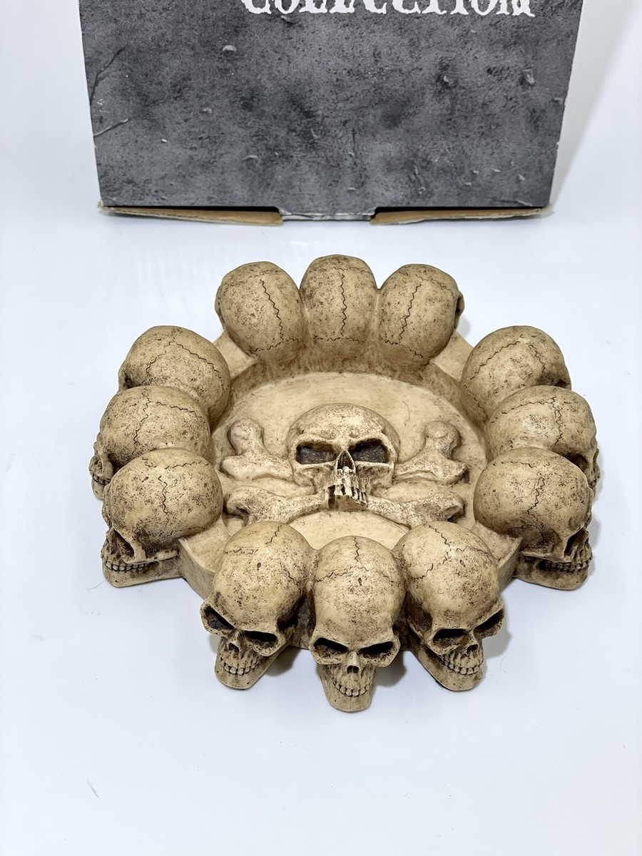 Vintage Skull Candy Dish 3D Cross Impaled Skull Resin Ashtray 6