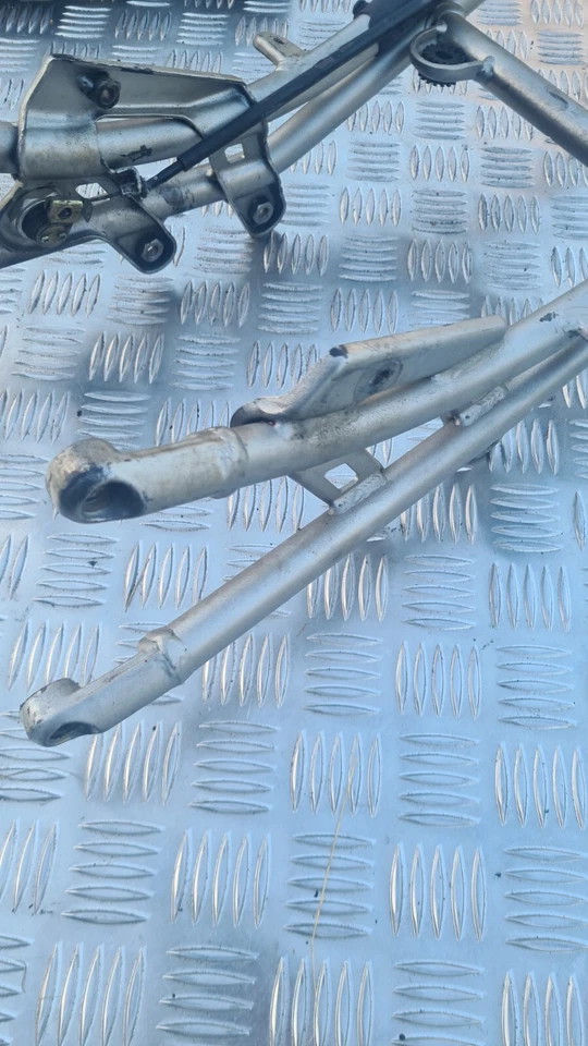 Cadre arrière / sous-cadre Ducati 749 - Photo 4/4