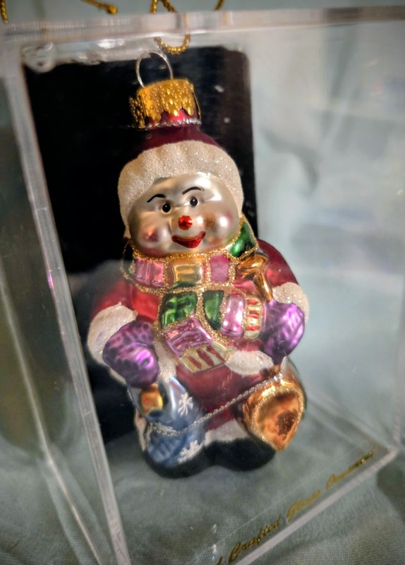 Unique Treasures Hand Blown Glass Santa, New Vintage, Never Removed From Box