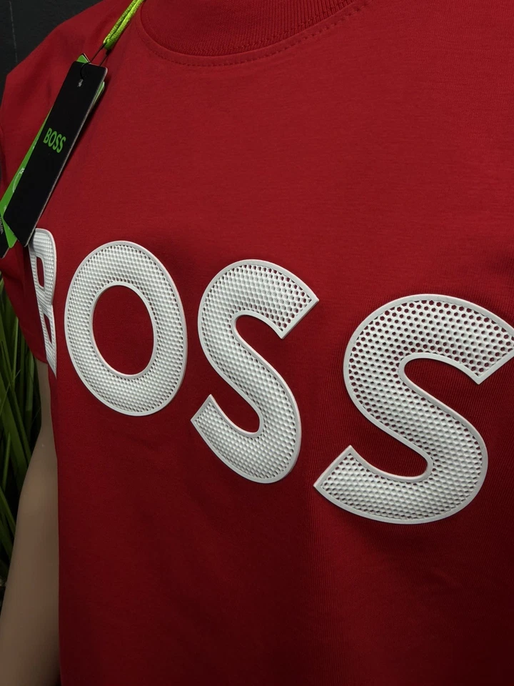 Hugo Boss Men's Short Sleeve Crew Neck T-Shirt 100% Cotton Size Medium ( RED ) - Image 4 of 4