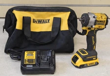 DeWalt DCF921 1/2" Compact Wrench w/ Battery & Charger *Pre-owned* FREE SHIPPING