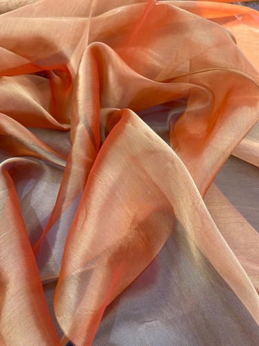 FABULOUS QUALITY SILK METALLIC ORGANZA PLAIN OR SILK TISSUE - RED/ GOLD!!! - Picture 3 of 4