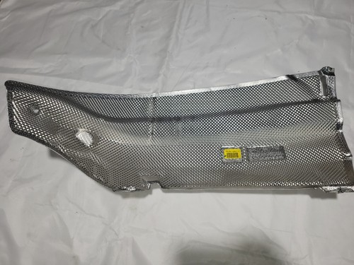 16-21 Dodge Durango Rear Bumper Exhaust Heat Shield Left Side LH OEM