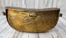 VINTAGE BETEL NUT CONTAINER METAL POUCH