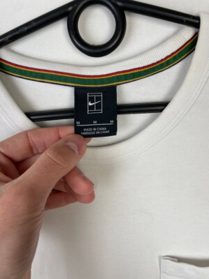 nike court vintage sweatshirt