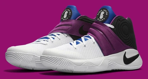 Nike Kyrie 2 Kyrache Size 13.5  819583-104 WHITE-BLACK-BOLD BERRY
