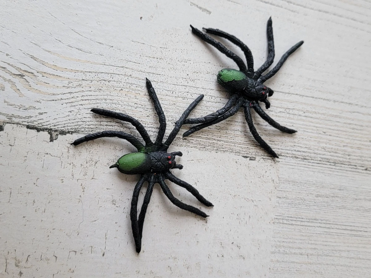 Rubber mini green red eye spider tarantula set Halloween decor | eBay