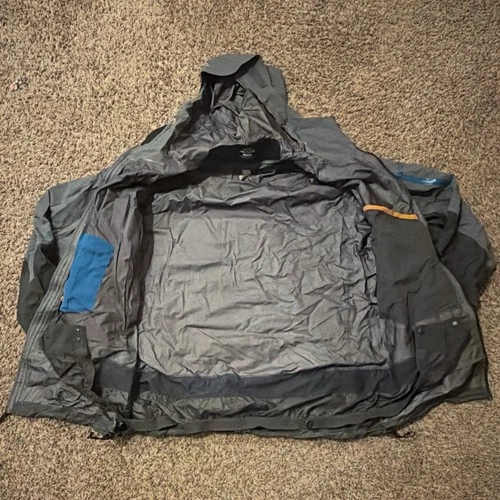 Arc'teryx Rush Men's XL Hooded Full Zip Nylon Ripstop Rain Coat Gray/Black image 2