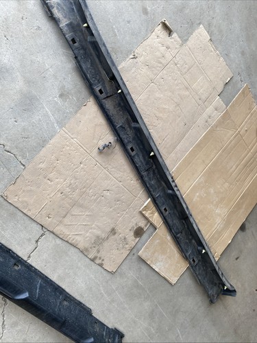 2010 2011 2012 2013 2014 Subaru Outback Right Side Skirt Rocker Molding Oem - Picture 9 of 16