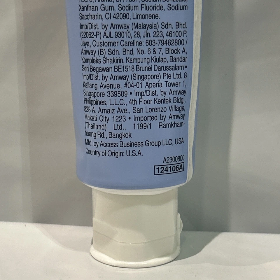 Pasta de dientes multiacción Glister 200 g bondad a base de plantas refresca el aliento NUEVO Foto 4 de 4