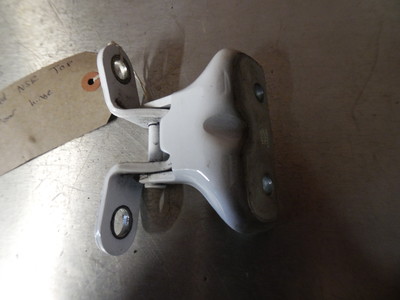 9746 D6E 13-16 KIA CEED VR7 5DR HATCH NSR REAR PASSENGERS TOP DOOR HINGE WHITE