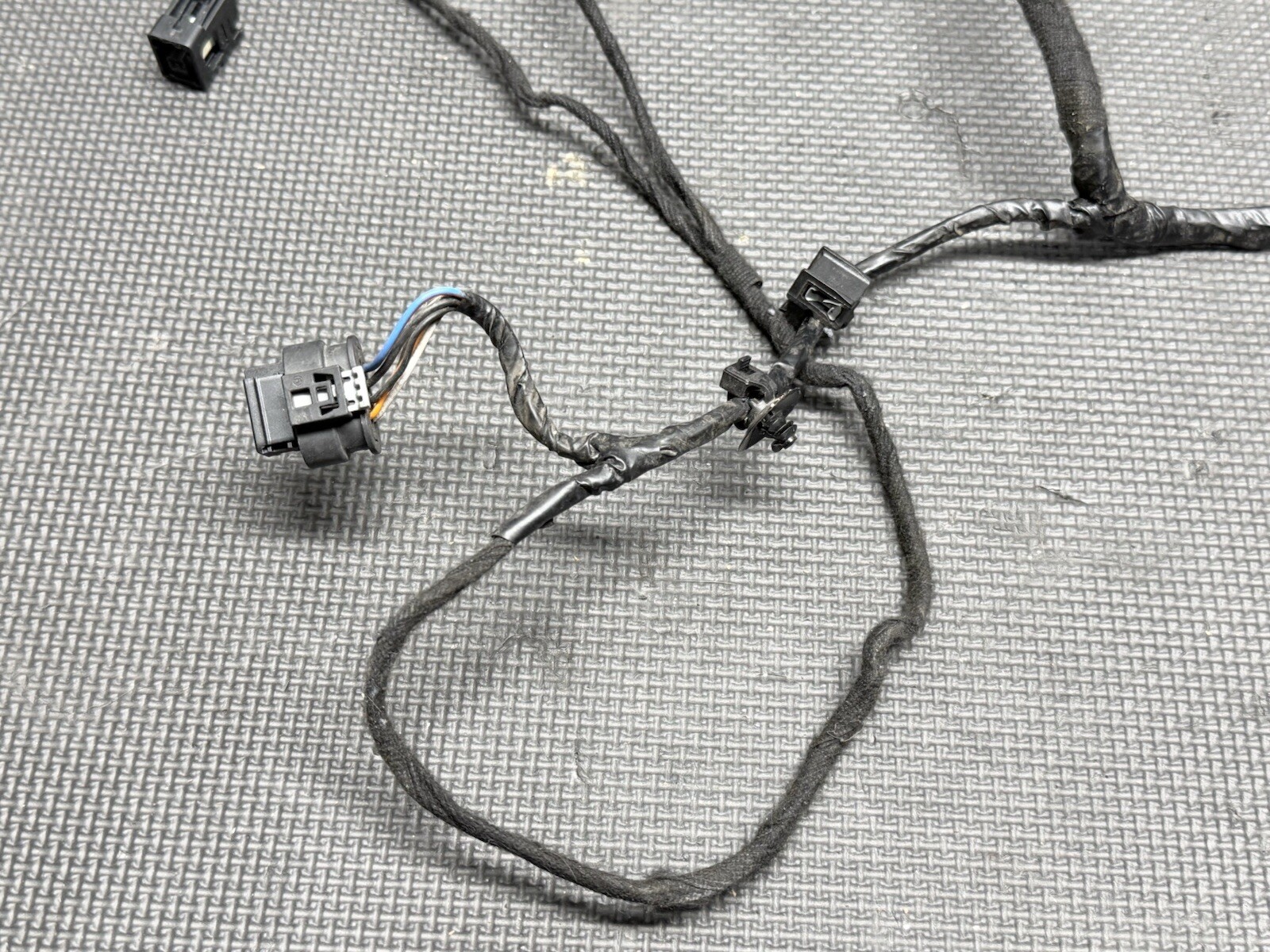 ⭐️2014-2017 Maserati Ghibli Left Front Door Wire Wiring Harness 06700086000 OEM