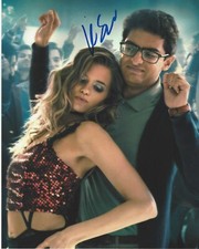 ACTOR KARAN SONI SIGNED 'OFFICE CHRISTMAS PARTY' 8x10 PHOTO w/COA DEADPOOL MOVIE