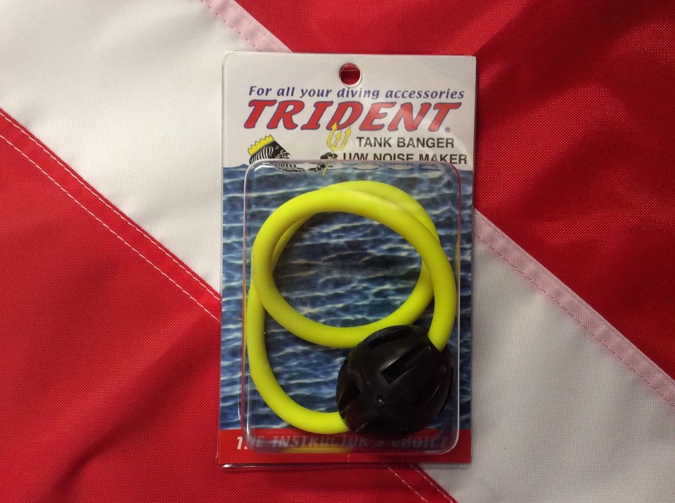 Scuba tank banger underwater signal device diving equipment travel