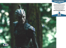 SOFIA BOUTELLA SIGNED 'STAR TREK BEYOND' 8x10 MOVIE PHOTO B BECKETT COA BAS