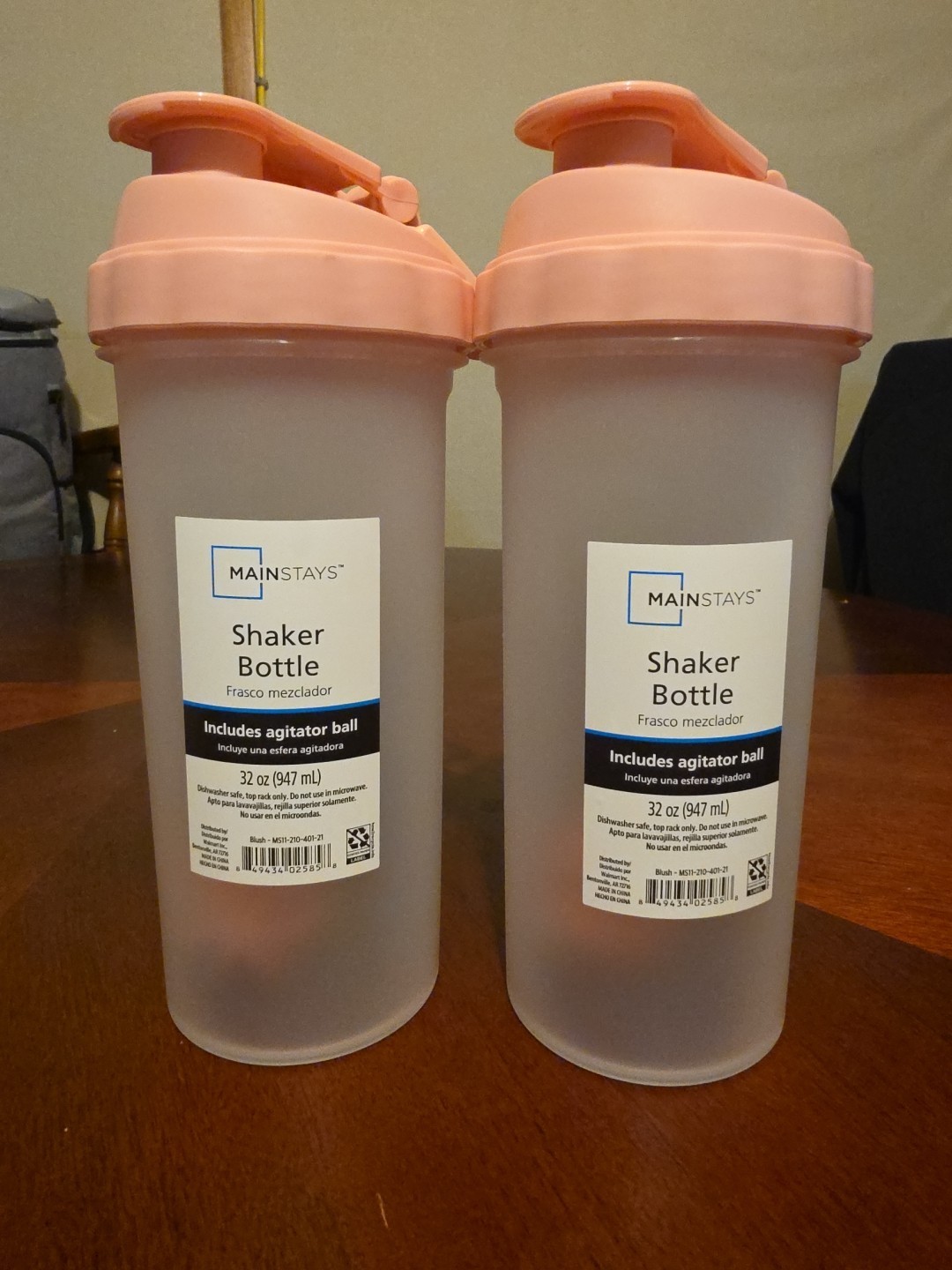 2 Count Mainstays 32 Oz. Shaker Bottle Blender Agitator Ball And Strainer