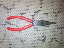 Flathead And Phillips Screw Driver And Needle Node Plirs