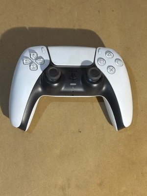 SONY PS5 DualSense Wireless Ergonomic Controller for PS5 White/Black (B33009056)