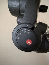 Manfrotto 808RC4 Fluid Tripod Head 3-Way Pan/Tilt with Quick Release Plate