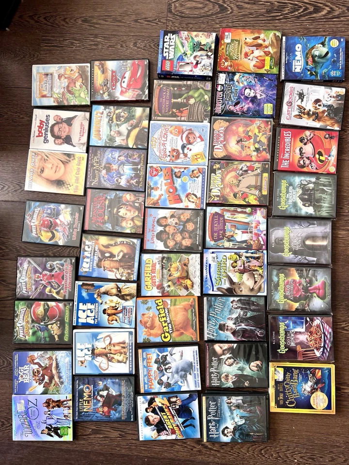 Kids & Family Movies - DISNEY - GOOSEBUMPS -  - Image 2 of 4