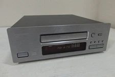KENWOOD DP-1001 K's Series CD Player DAC7 AC100V 50Hz/60Hz Audio Silver Japan
