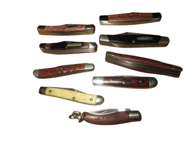 LOT OF 9 Vintage Pocket KNIVES Such As DAKOTA,BUCK, WINCHESTER ECT.