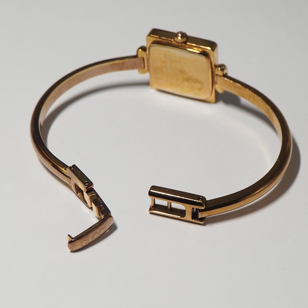グッチ GUCCI バングルウォッチ ピンクシェル レディース 腕時計 F392