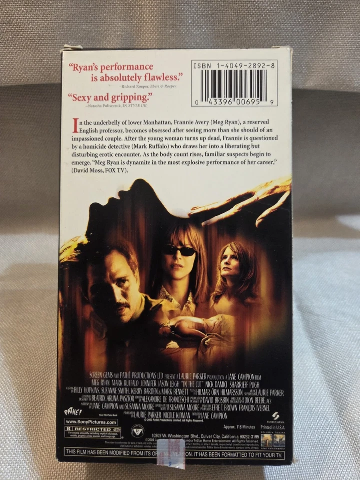 In The Cut Meg Ryan Mark Ruffalo Thriller Movie Vintage 2004 VHS Tape  - Image 2 of 3