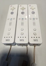 Official Nintendo Wii Remote Control Lot Of 3 - RVL-003 - White Working!