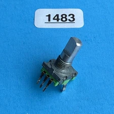 M-AUDIO Axiom 25 MIDI Keyboard Used OEM Part: Rotary Potentiometer Clicky Pot