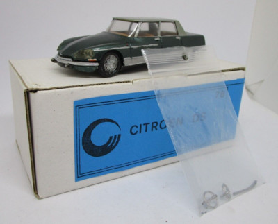Citroën DS Berline Handmodel 1:43 – Schaal Model Shop