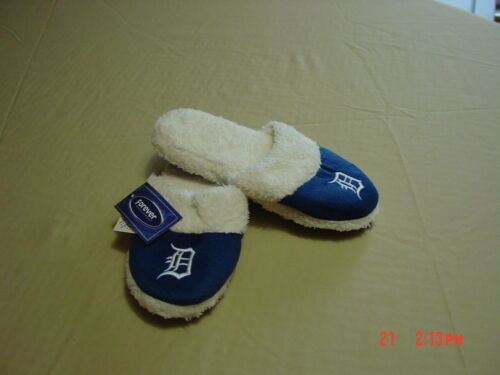 Womens Detroit Tigers Scuff Slippers - Picture 2 of 3