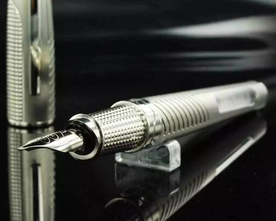 Pluma Estilográfica Limitada Vintage S T Dupont James Bond 007 481006M Foto 3 de 4