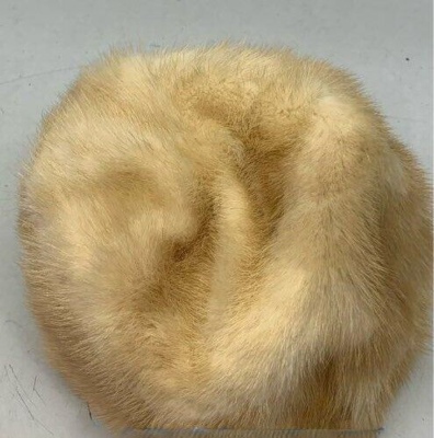 Saks 5th Ave., fur hat GORGEOUS & SOFT !!! | eBay display picture 2