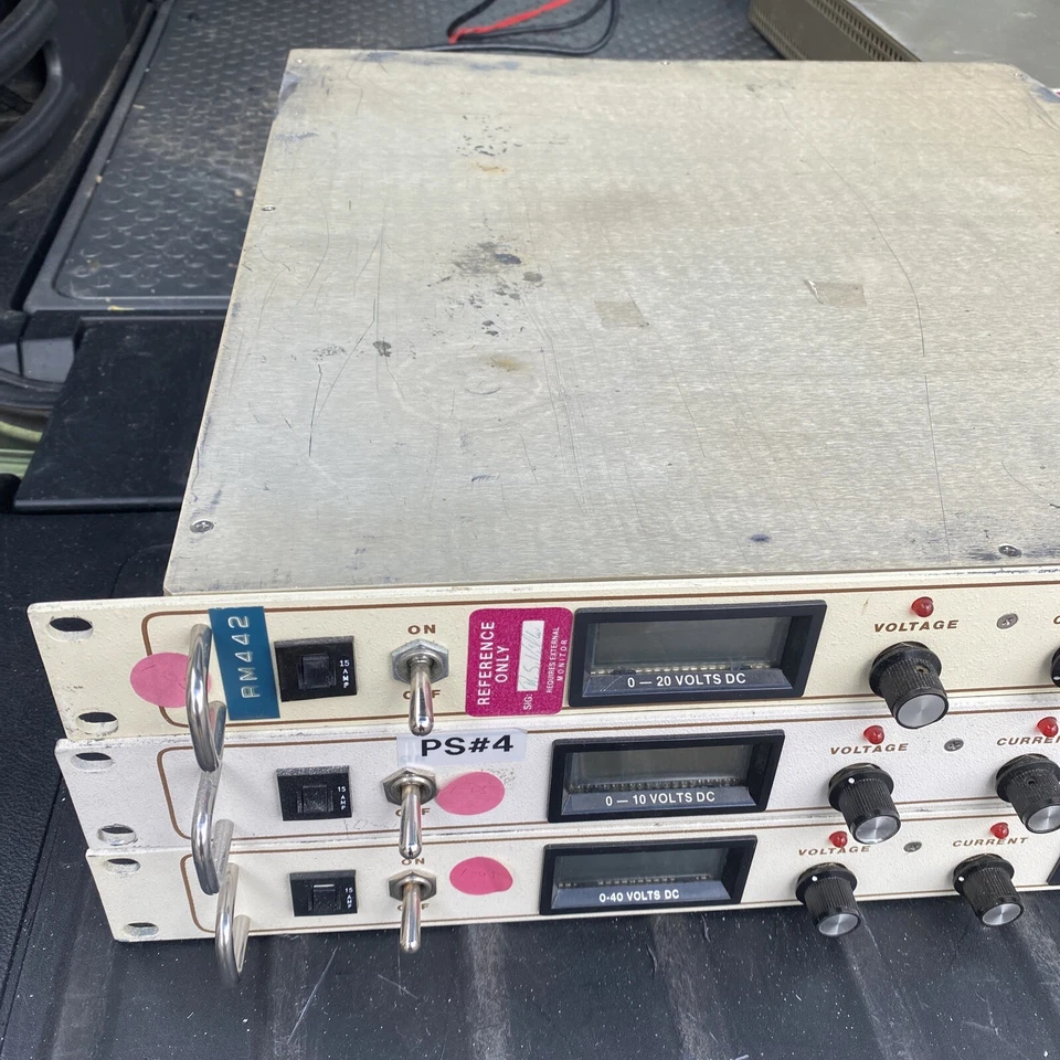 Lote de (3) fuentes de alimentación Power Ten 3300D DC ¡sin probar como están! Foto 2 de 4