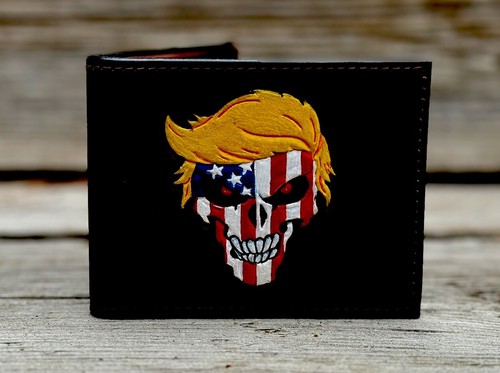 Trumpisher Skull Men's Handmade Handtooled Custom Leather Bifold Wallet - Picture 2 of 5