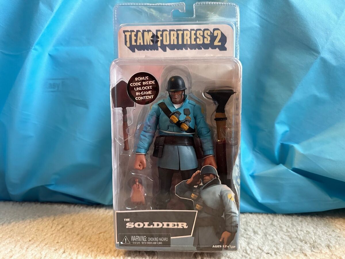 NECA - Team Fortress 2 - Blue Team - The Soldier (Sealed NECA - Team Fortress 2 - Blue Team - The Soldier (Sealed