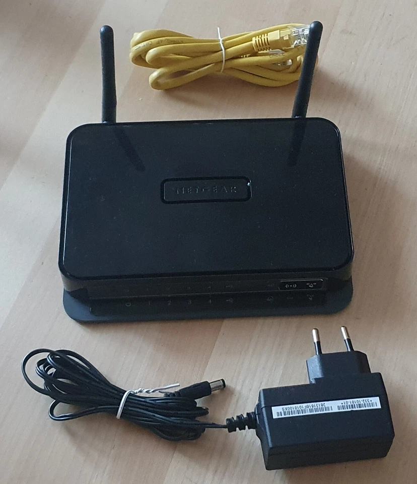 Netgear MBRN3000 3G/UMTS WLAN-Router 4xLAN, 1xUSB, Netzadapter: MV12-Y120100-C5