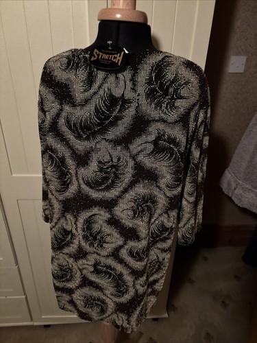 DORIS STREICH Stretch Top Size 18 Beige Gold Black Feather Print 3/4 Sleeve NEW - Picture 9 of 11