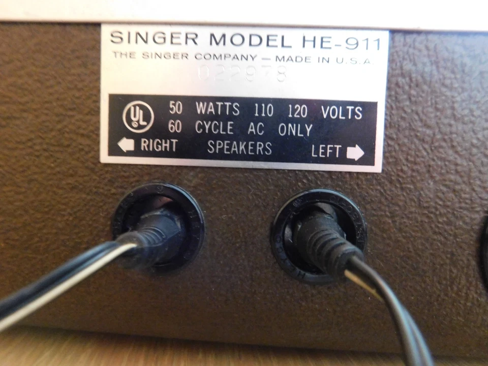 Tocadiscos Singer HE-911 con estuche de viaje (funciona) Foto 4 de 4